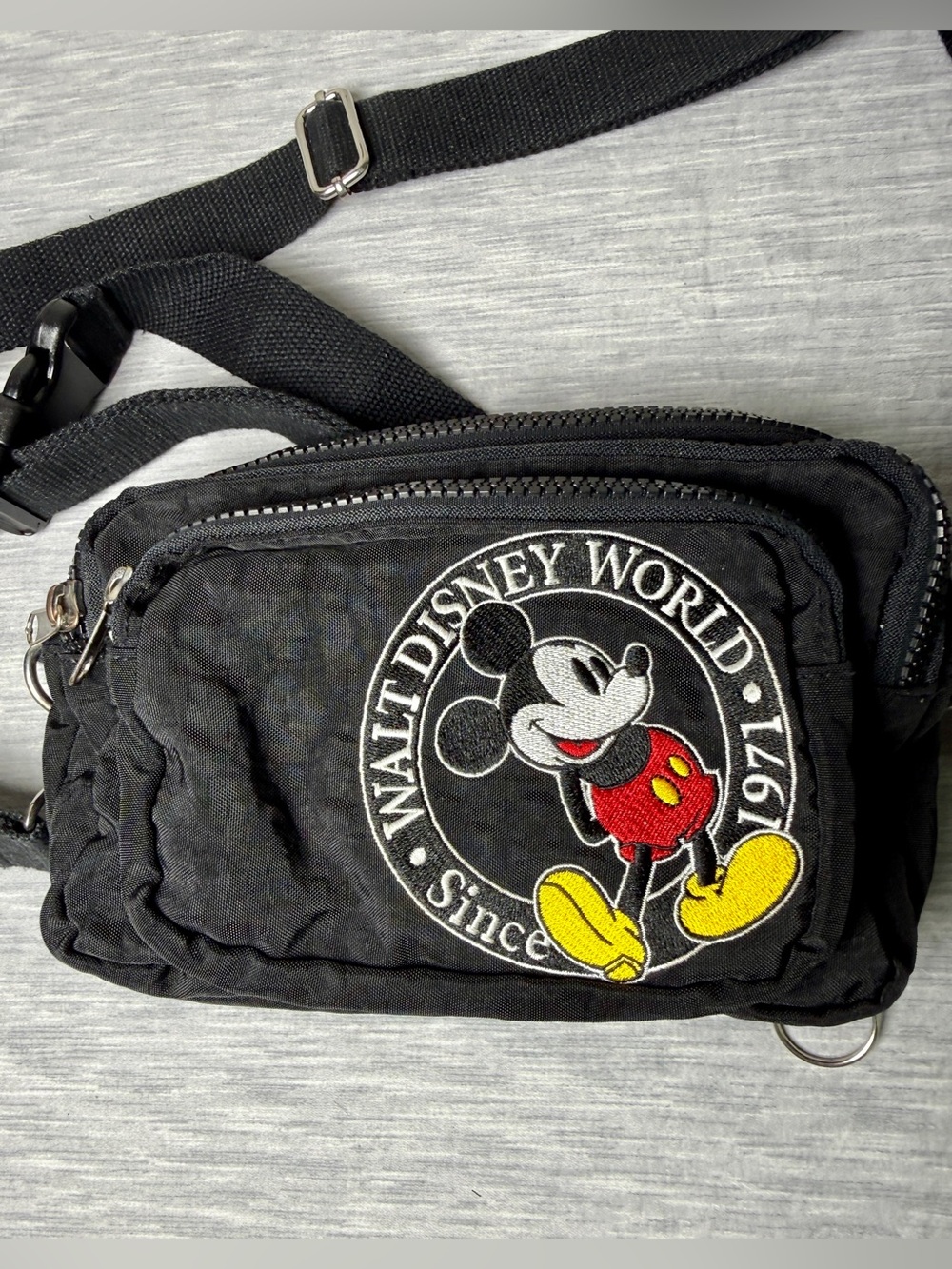 Disney Parks Mickey Mouse Walt Disney World Vintage Belt Bag Fanny Pack